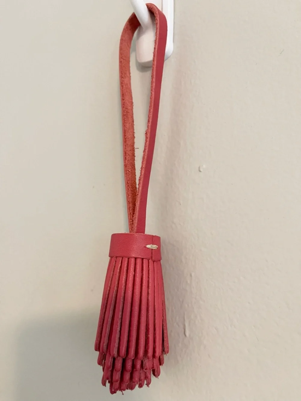 Portland Leather Tulip Pom Tassel Bag Charm - Picture 3 of 5